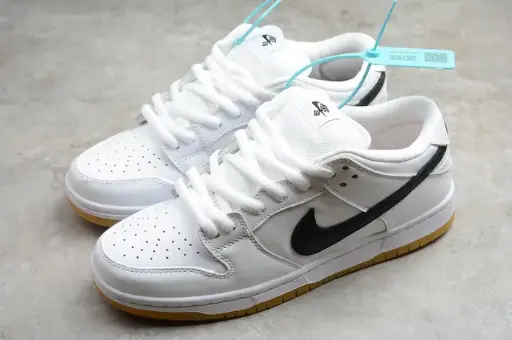 Dunk Low Orange Lable